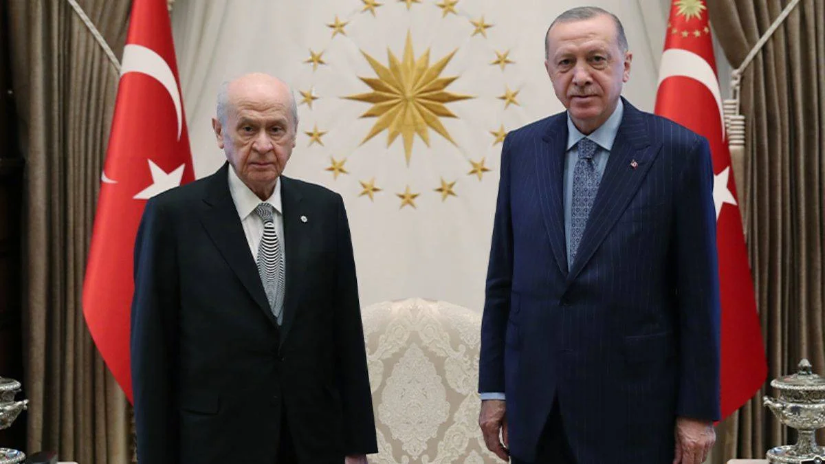 Erdoğan, Bahçeli'yi kabul etti