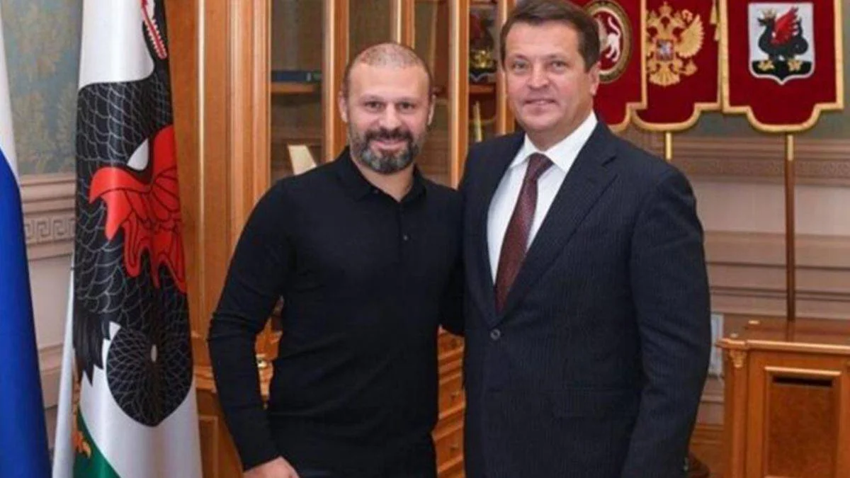 Eski milli futbolcu Gökdeniz sözünü tuttu, açılışına Erdoğan'ı bekliyor