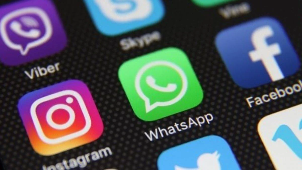 Facebook'tan özür, Twitter'dan 'selam'