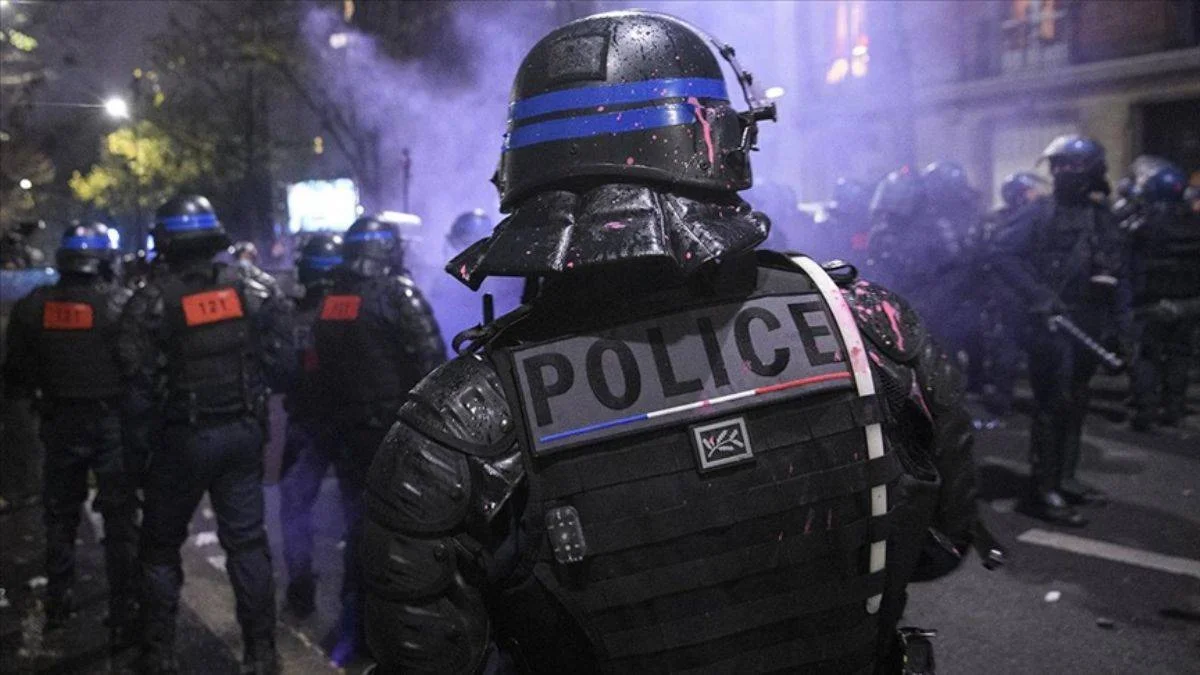 'Fransa'da polis her yıl 15 kadar genci öldürüyor'