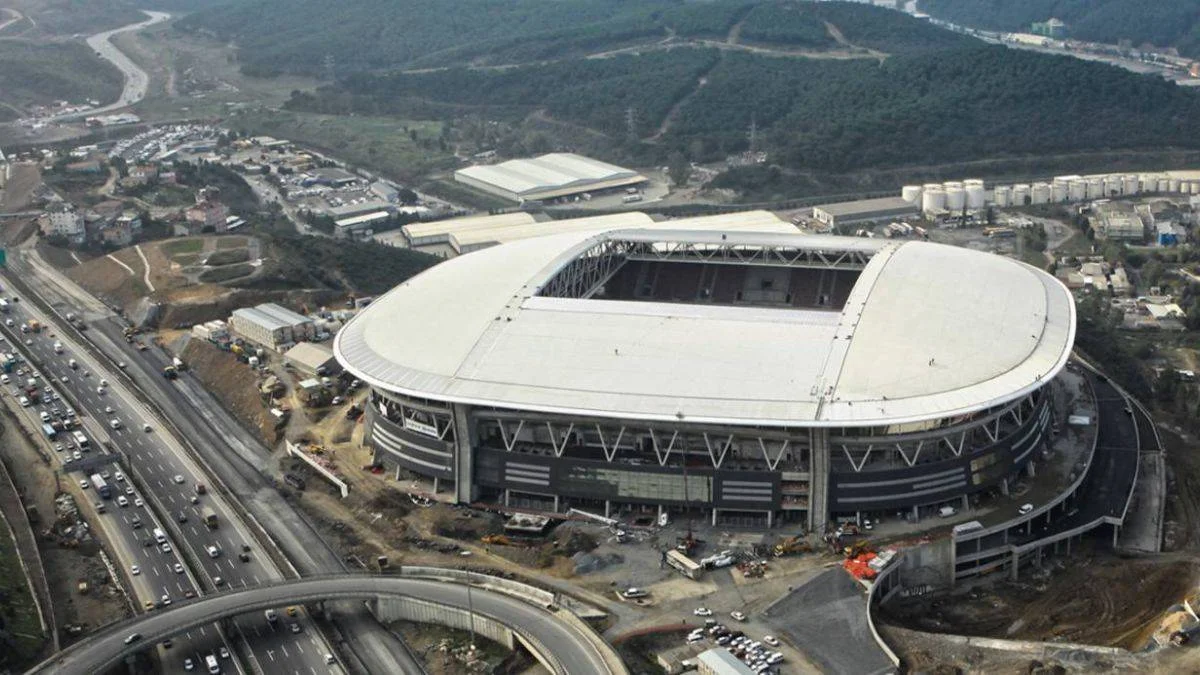 Galatasaray Stadının yeni adı ne oldu? Galatasaray'ın yeni stadyum isim sponsoru kim? Ali Sami Yen'in yeni adı ne oldu?