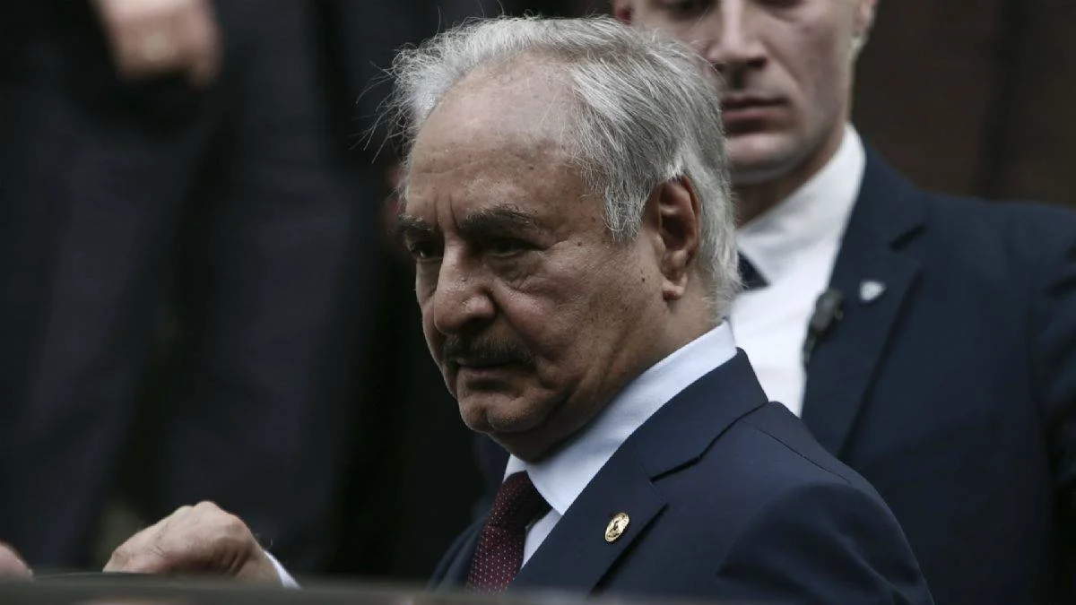 Hafter, ABD'deki lobilerin desteğini kaybediyor
