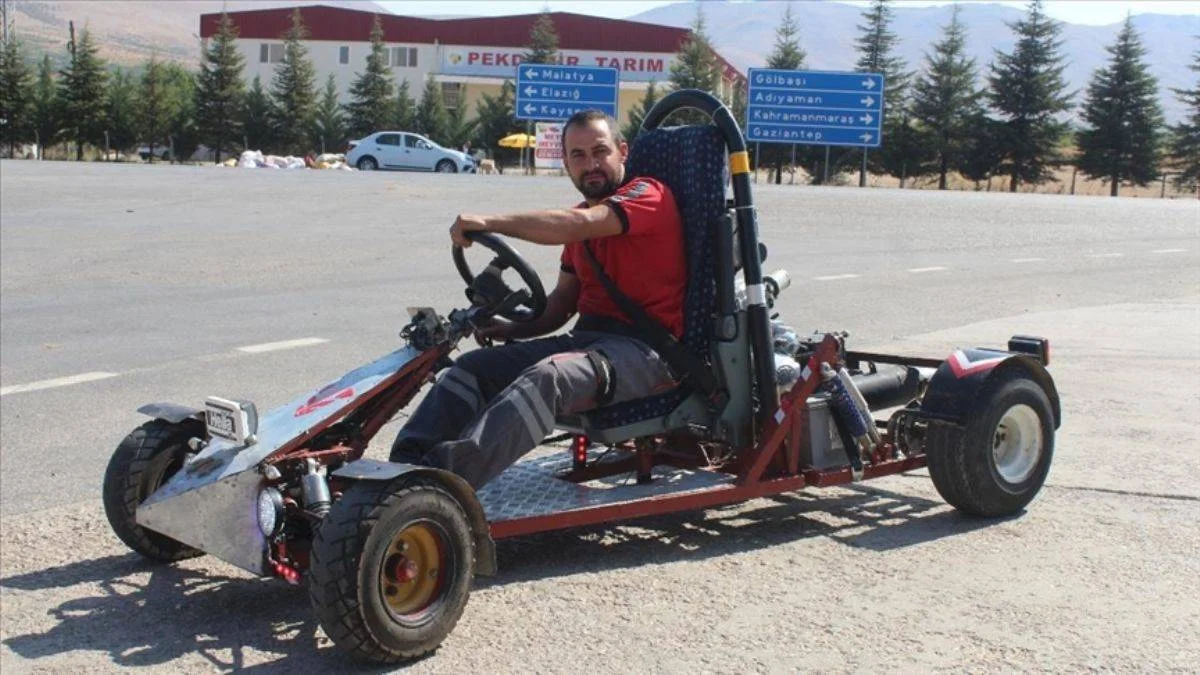 Hurda parçalarla go-kart yaptı