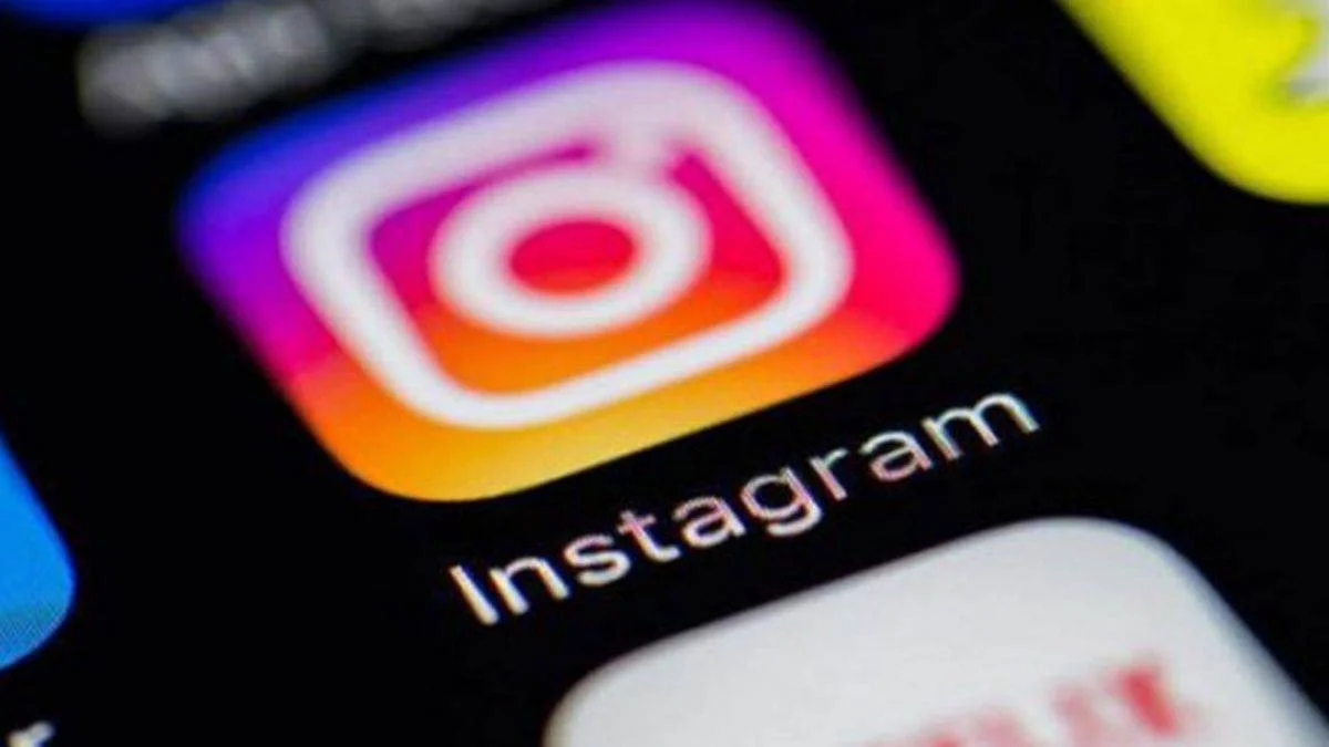Instagram'a yeni özellik: "Instagram çöktü mü?"