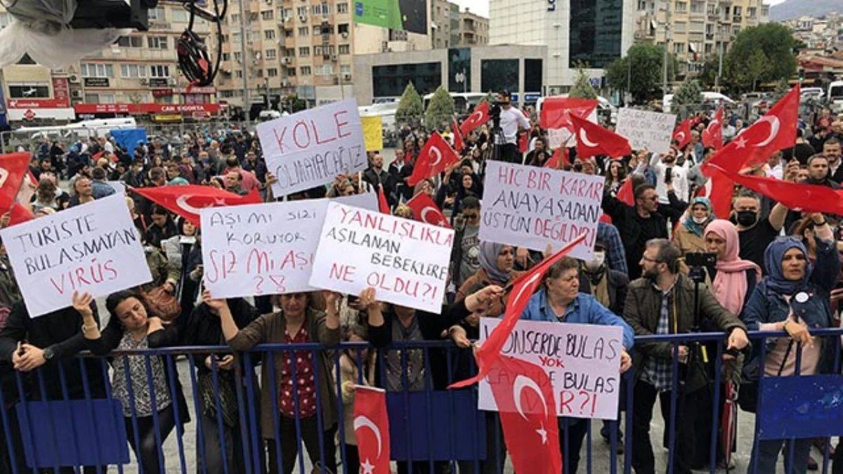 İzmir'de 'Büyük Uyanış' mitingi düzenlendi