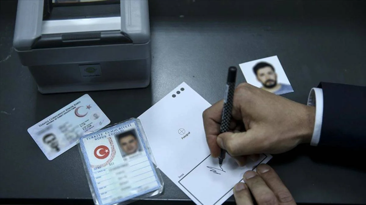 Kimlik kartlarında elektronik imza dönemi