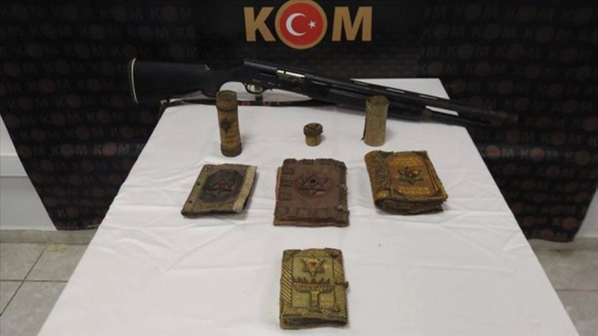 Mardin'de bin yıllık 5 Tevrat ele geçirildi