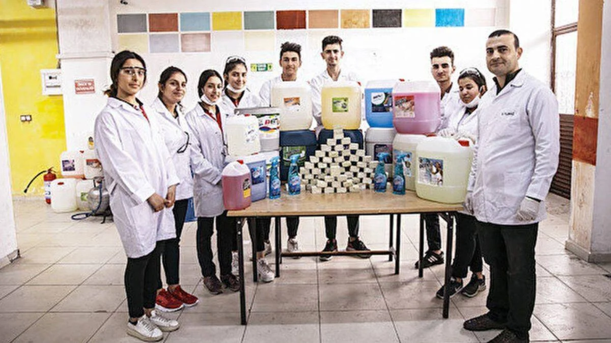 Meslek lisesi öğrencilerinden yıllık 3 milyon lirayı aşan ciro