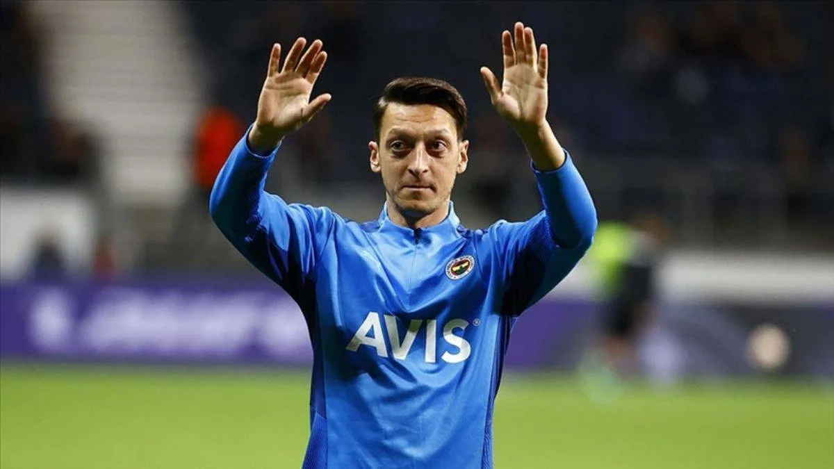 Mesut Özil'den Afrika'daki çocuklara sağlık desteği