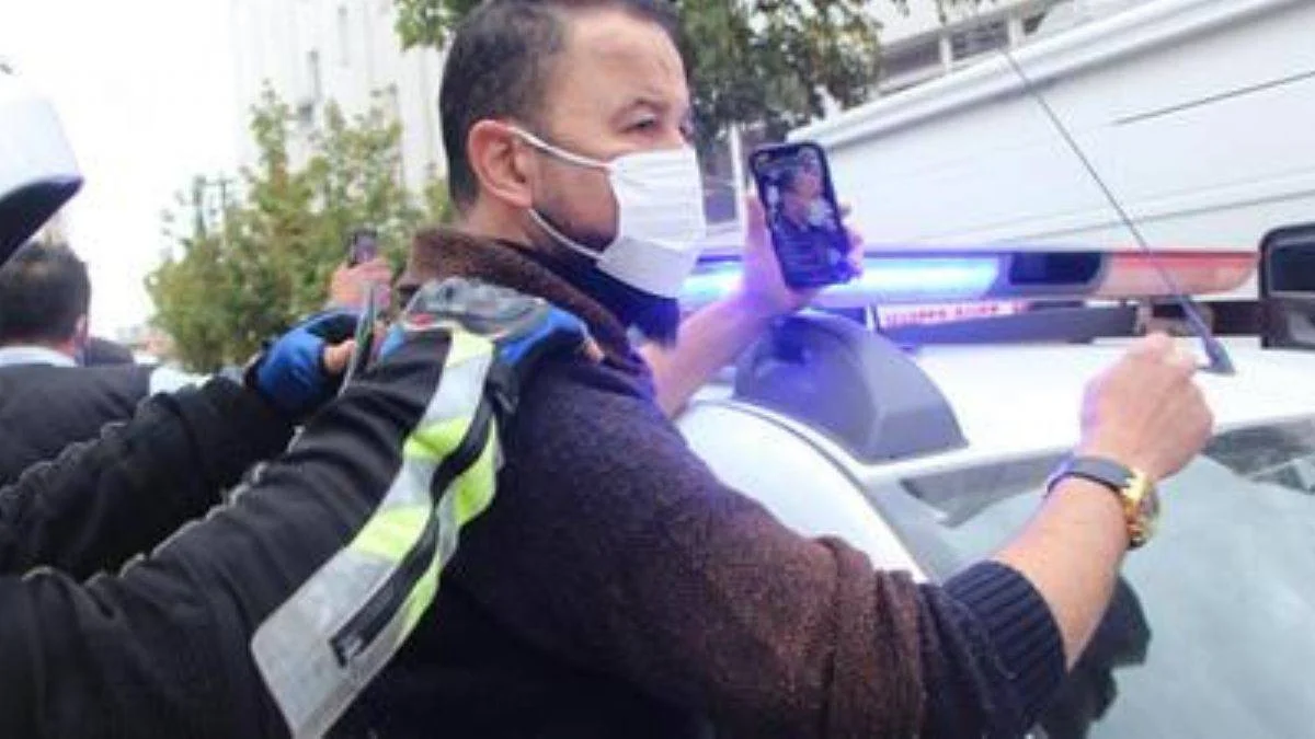 Murat Özdemir, bu kez gazeteci ve polislere sataştı; yine gözaltında