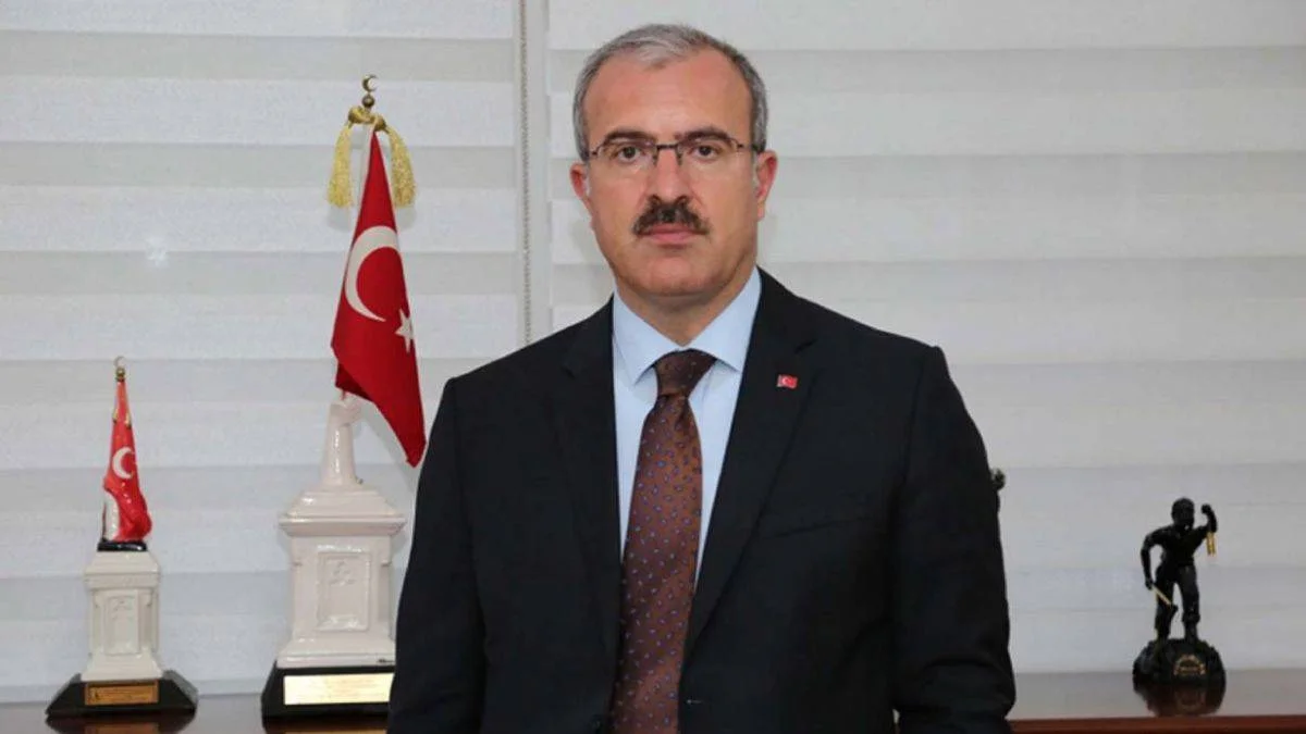 Ömer Toraman kimdir? Elazığ Valisi Ömer Toraman nereli kaç yaşında?