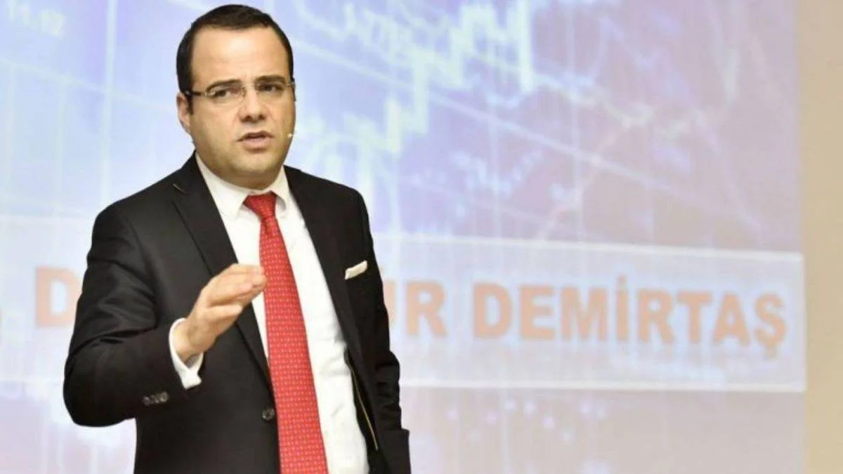 Özgür Demirtaş kimdir? Özgür Demirtaş CHP'nin cumhurbaşkanı adayı mı? Özgür Demirtaş'ın mesleği nedir?