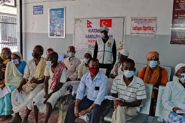 Sadakataşı'ndan Nepal'de 570 katarakt ameliyatı