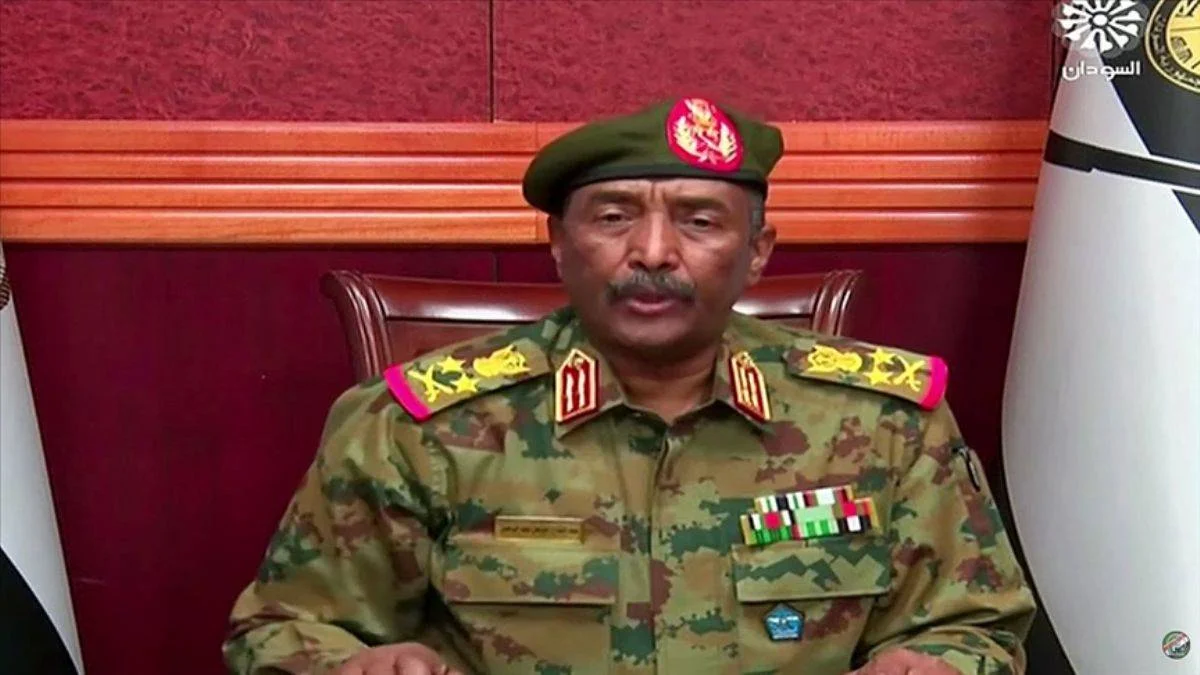 Sudan ordusu komutanı: Başbakan benim yanımda