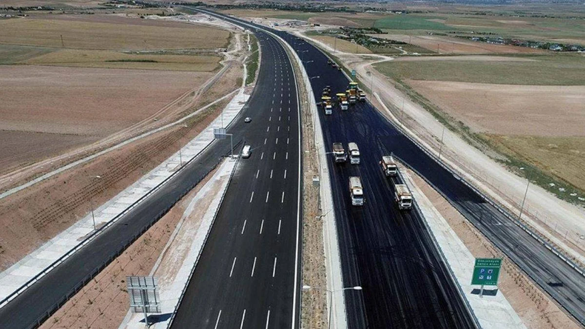 Türkiye'nin en akıllı otoyolunda geçişler yüzde 100 arttı
