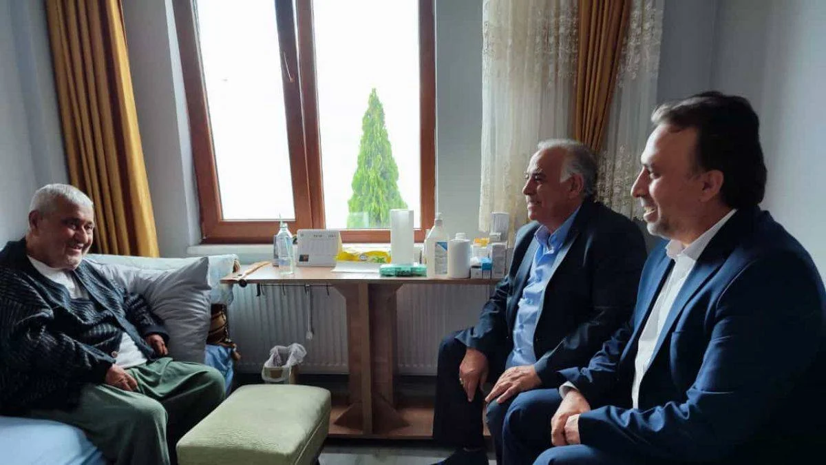 Yazar Mustafa Yazgan'a 'geçmiş olsun' ziyareti