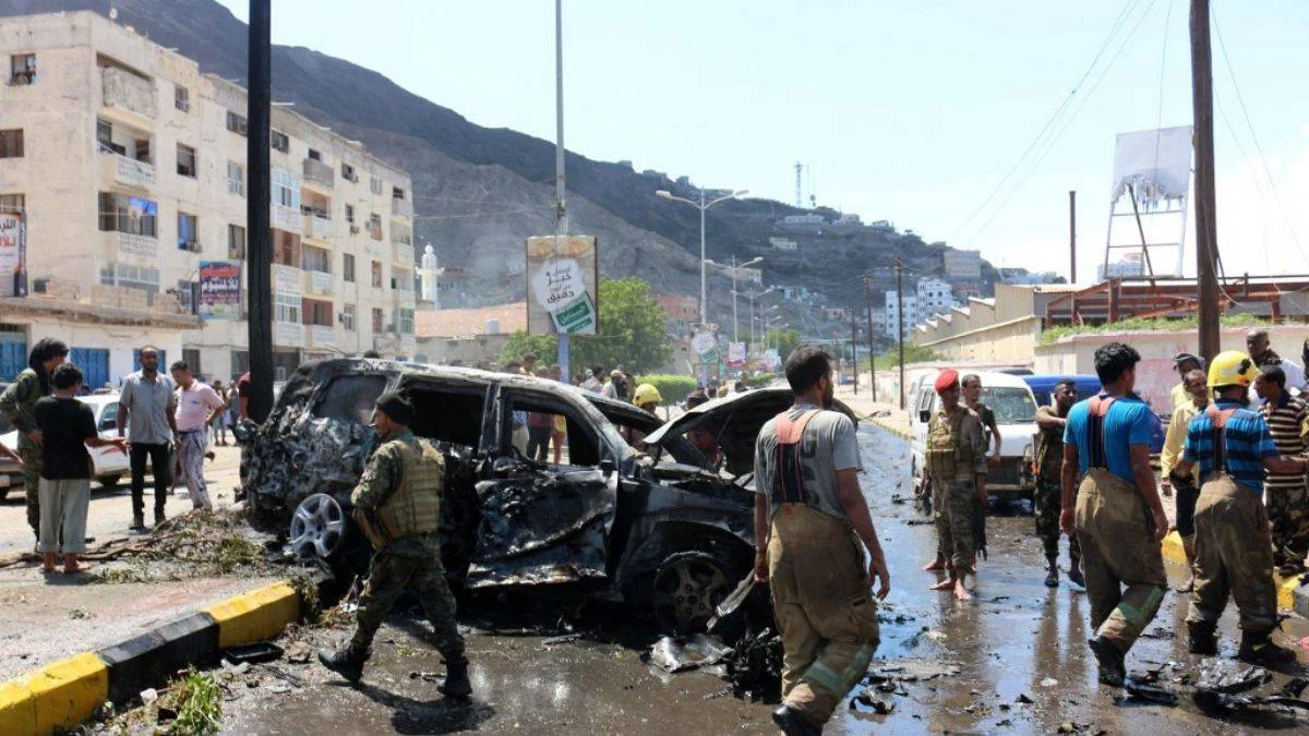 Yemen'de bombalı araç saldırısı: 12 ölü, 43 yaralı