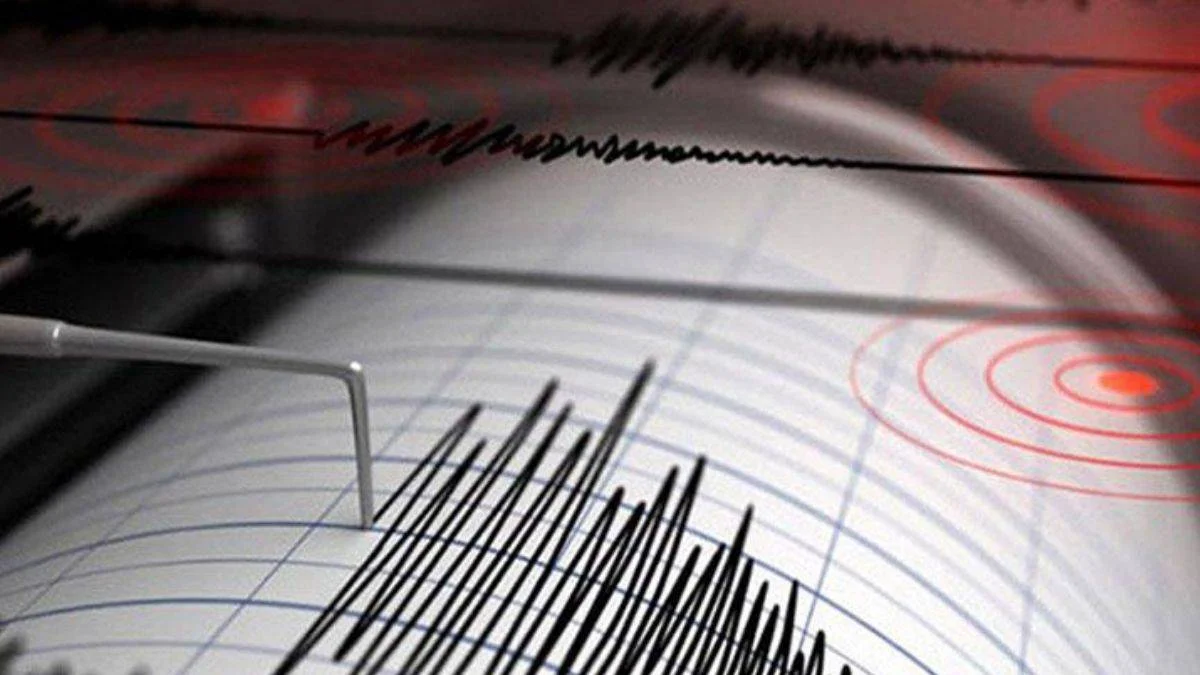 17 Kasım İstanbul deprem | Deprem nerede oldu? İstanbul depremin şiddeti büyüklüğü kaç?