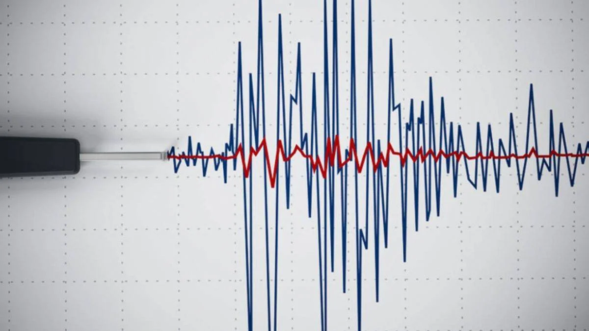 20 Kasım son dakika deprem | Deprem mi oldu? Depremin şiddeti, büyüklüğü kaç? İstanbul-İzmir-Antalya-Van-Malatya deprem listesi