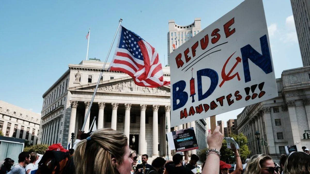 ABD'de Biden'ın zorunlu aşı kararı engellendi