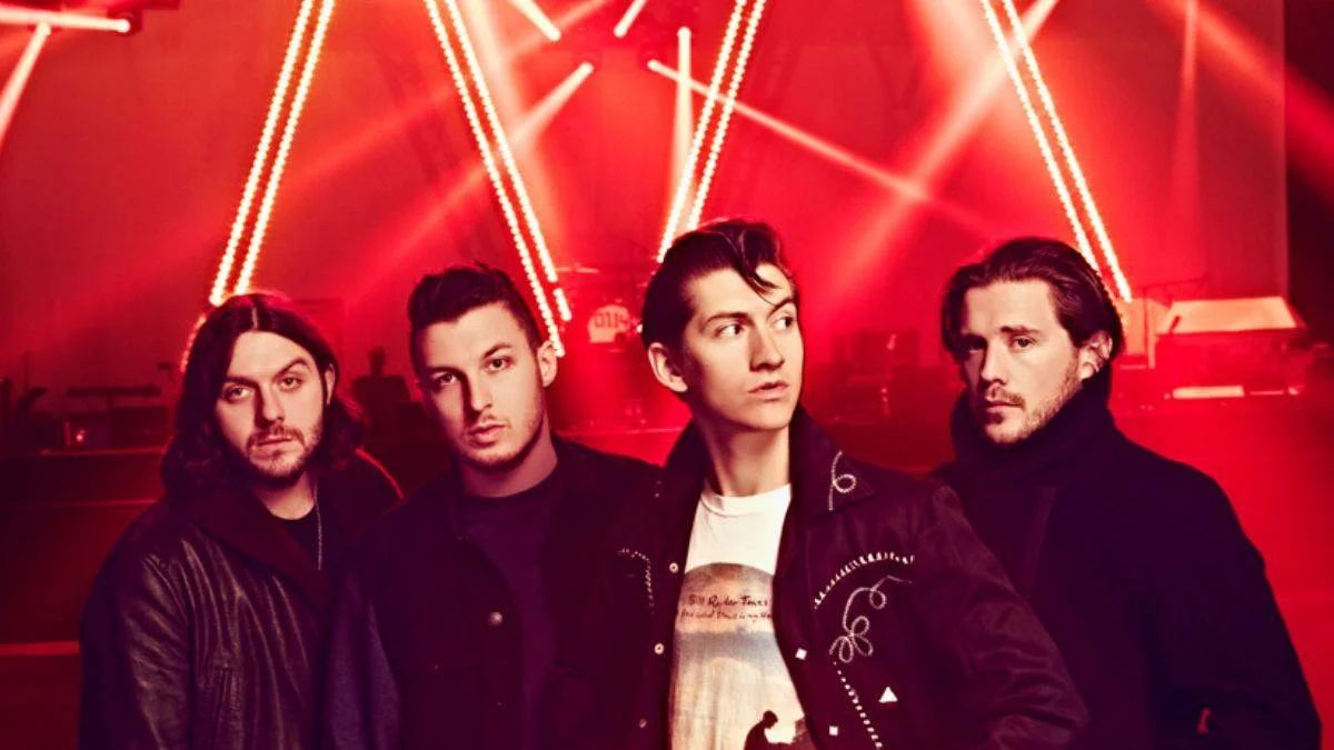 Arctic Monkeys Türkiye'de konser verecek