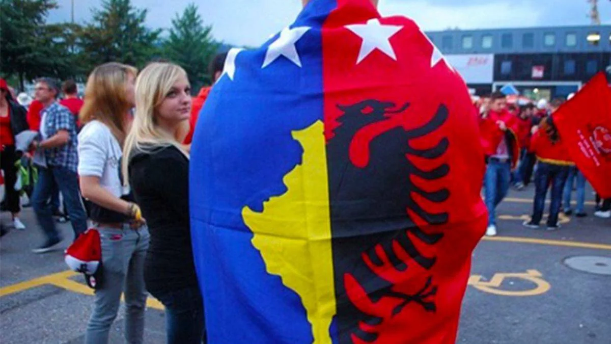 Arnavutların yüzde 80'i Kosova ile birleşmeyi destekliyor