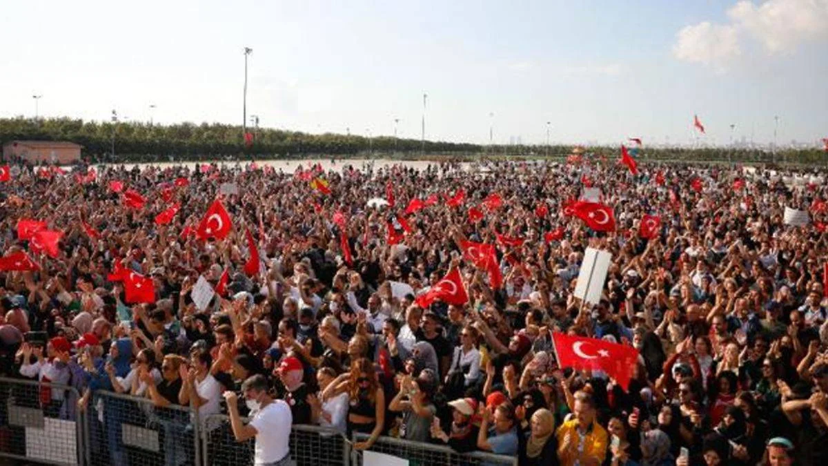 Aşı karşıtlarının oy potansiyeli var mı?