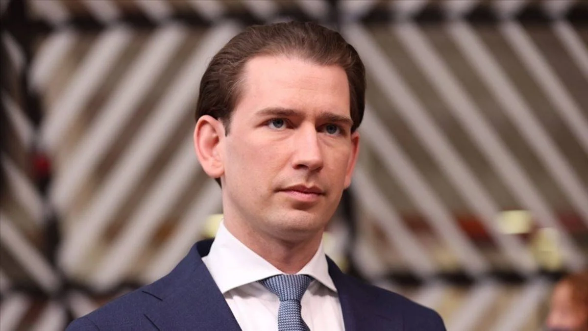 Avusturya'da eski Başbakan Kurz'un dokunulmazlığı kaldırıldı