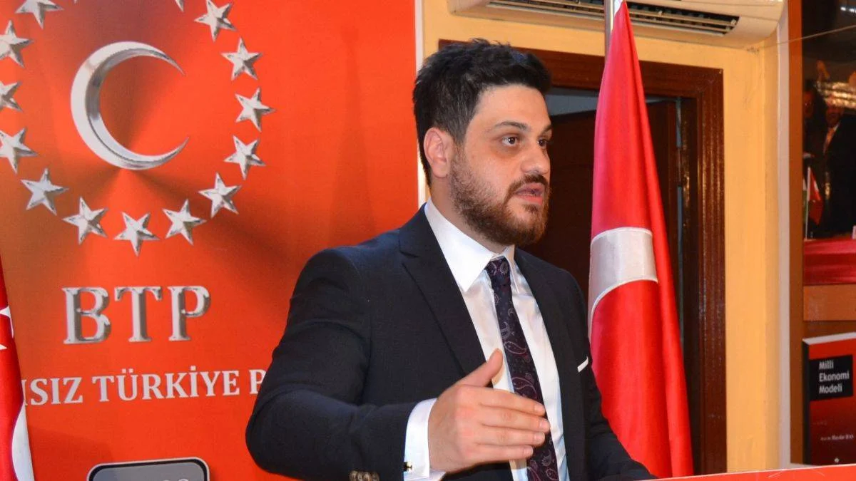 Ayasofya Camii'nde 'Atatürk mevlidi' başvurusu yapıldı
