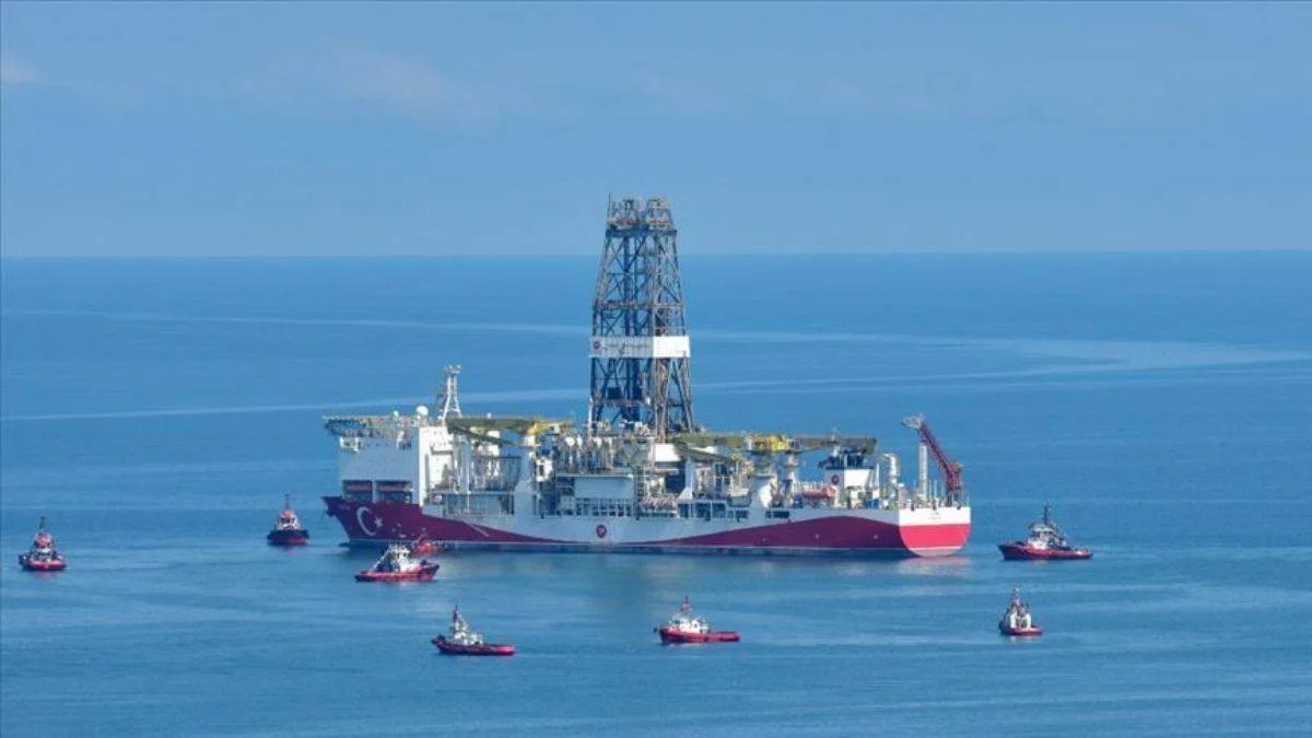 Bakan Dönmez: Karadeniz'de yeni müjdeler için gün sayıyoruz