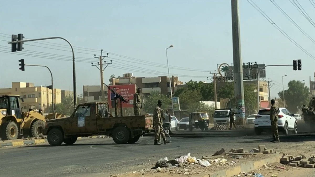 BM'den Sudan ordusuna yönetimden çekilmesi çağrısı