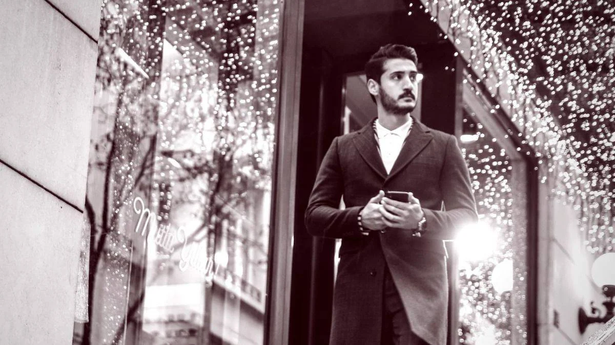 Diş Hekimi Sinan Emre Şekerci: "Sosyal medya kullanımı porselen laminaya olan ilgiyi artırıyor"