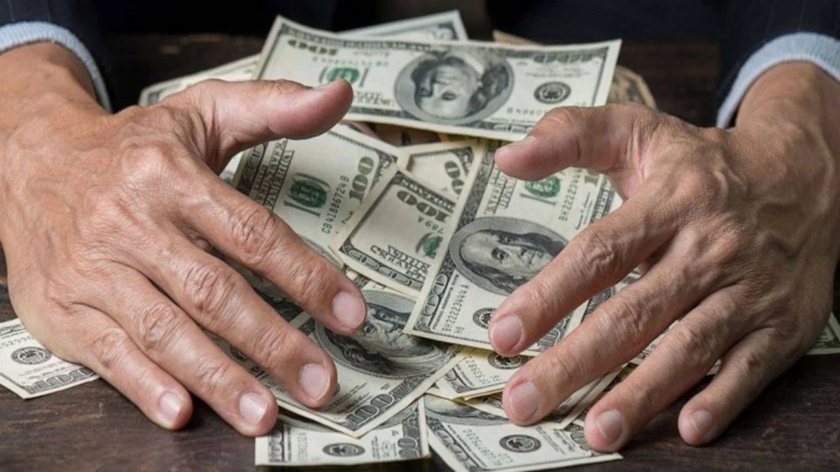 Dolar adeta ''uçtu''! 12.45 TL
