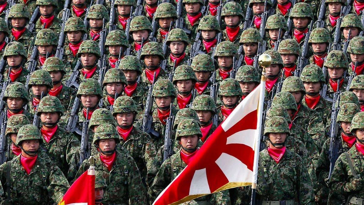 'Düşman tehdidi' büyüdü; Japon ordusu güçlendirilecek