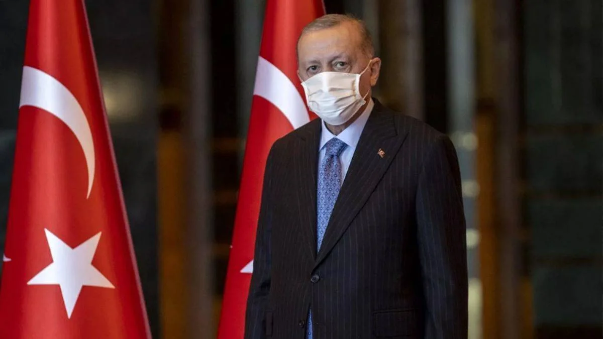 ''Erdoğan, protokol sorunu nedeniyle Türkiye'ye döndü''