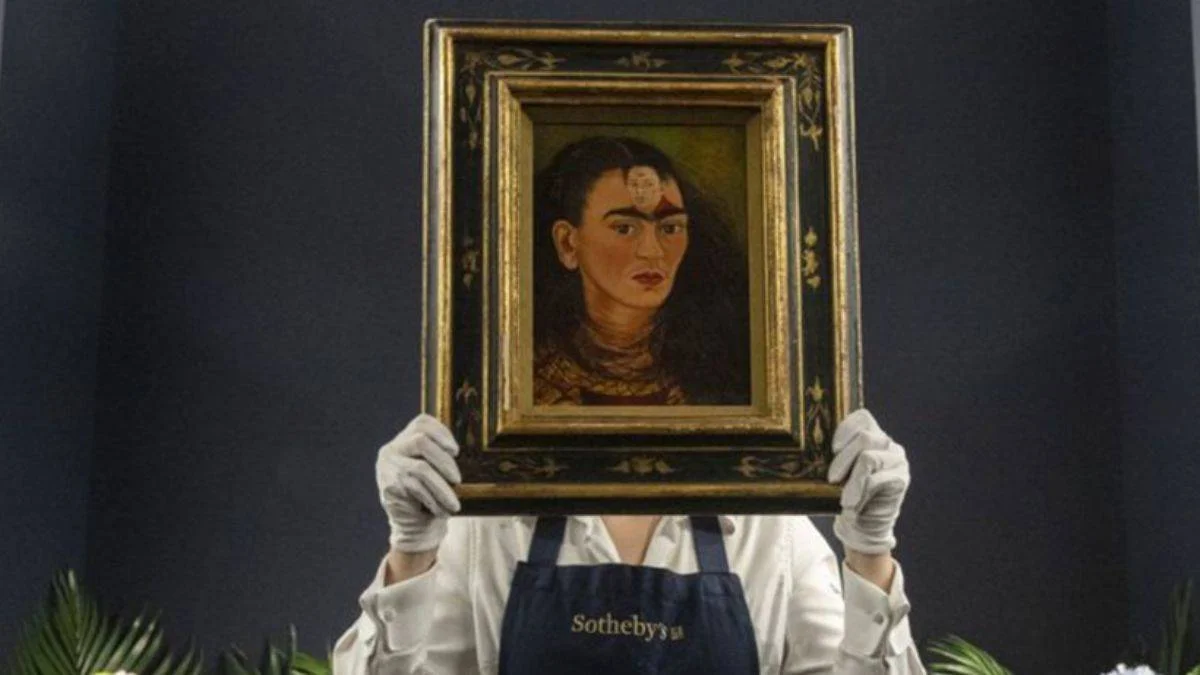 Frida Kahlo'nun otoportresi 34,9 milyon dolara satıldı