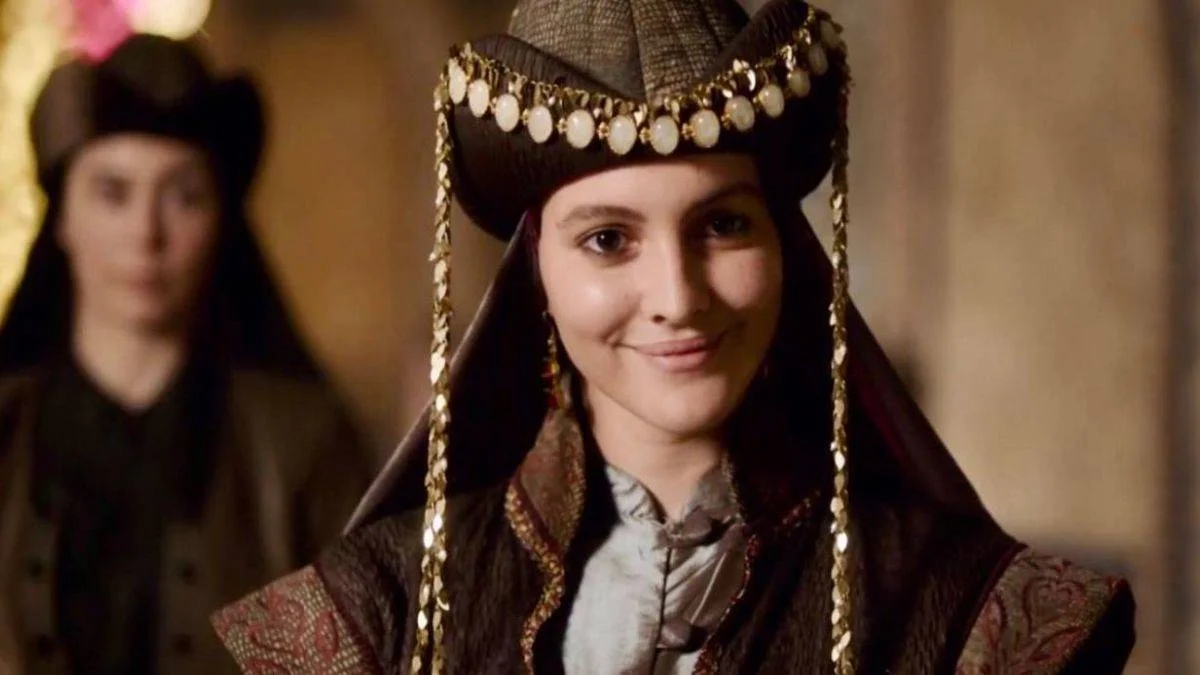 Gevher Hatun Kimdir? Gevher Hatun'u kim oynuyor? Alparslan dizisi Gevher Hatun kimdir?