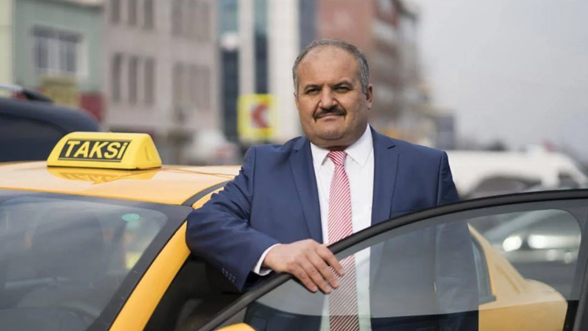 İstanbul Taksiciler Esnaf Odası Başkanı Eyüp Aksu'dan yüzde 100 zam talebi
