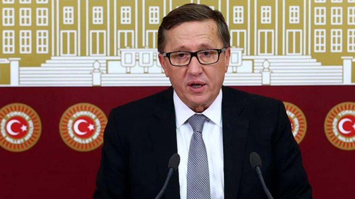 İYİ Partili Türkkan tepkiler üzerine özür diledi