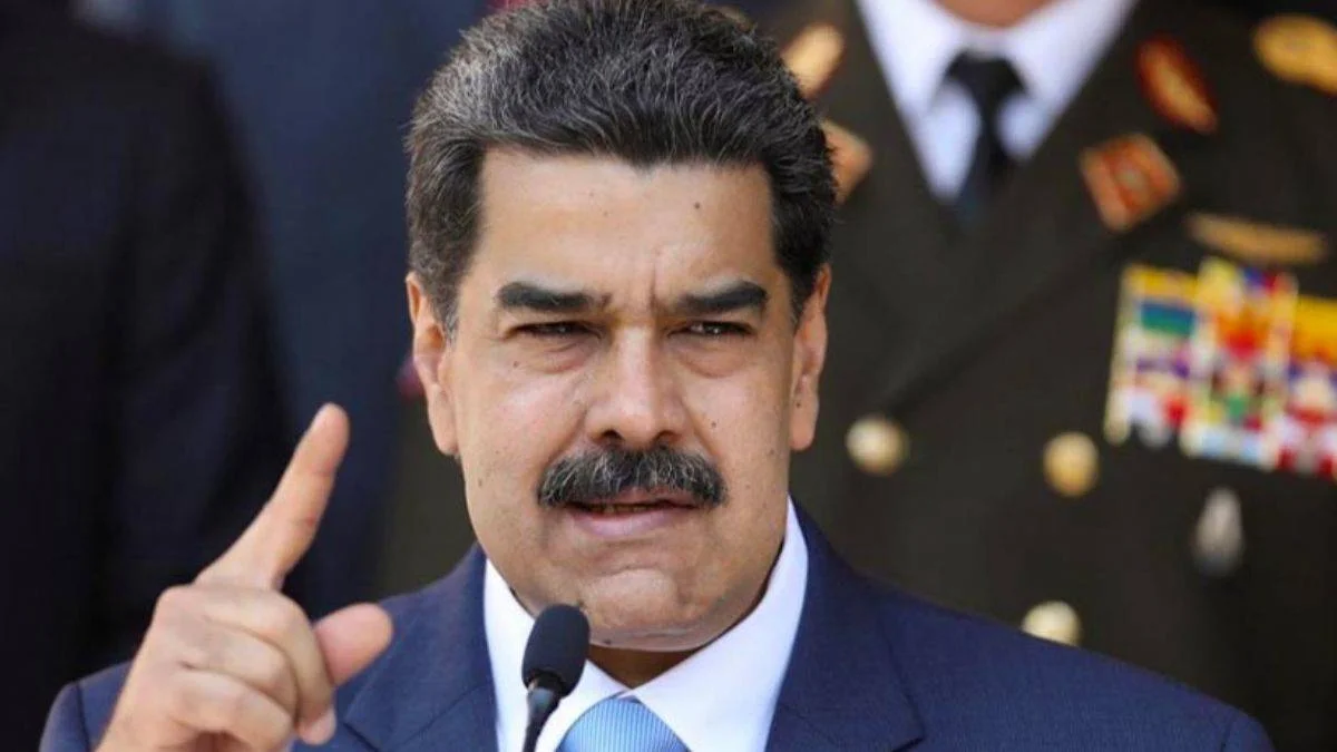 Maduro: Bunlar gözlemci değil, casus