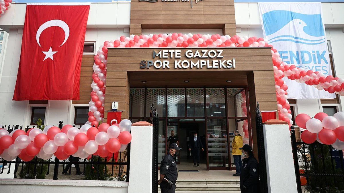 Mete Gazoz Spor Kompleksi açıldı