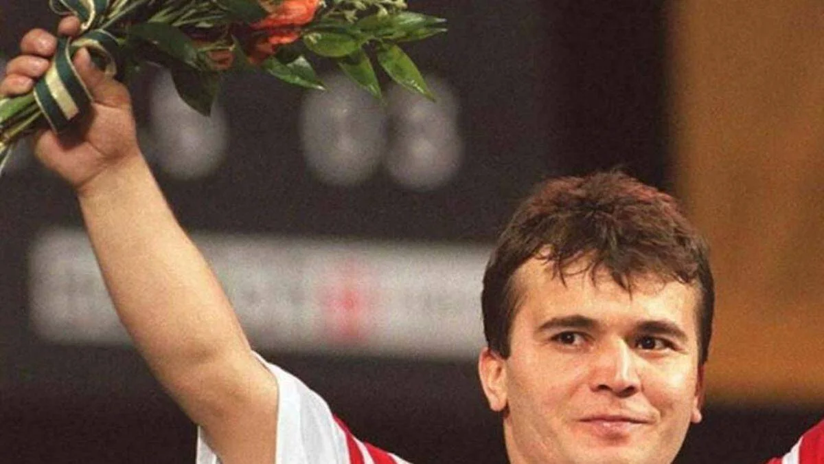 Naim Süleymanoğlu kimdir?