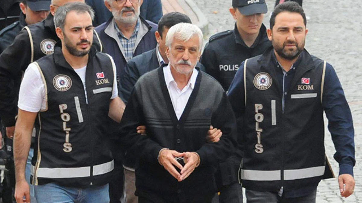 'Sahte peygamber' davasında 3 yıl 1 ay hapis cezası