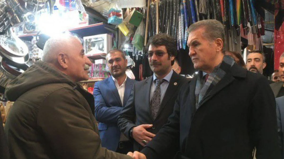 Sarıgül'e 'Burası Kürdistan' diyen esnafa gözaltı