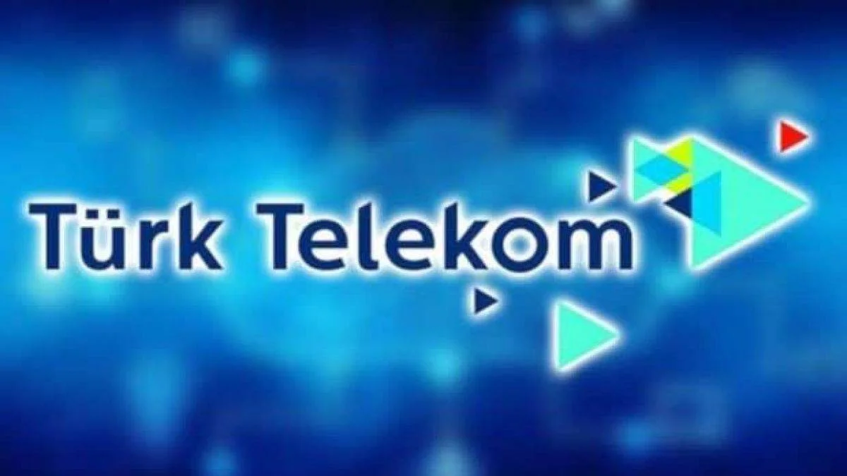 Türk Telekom'dan gençlere Selfy ile bol internet