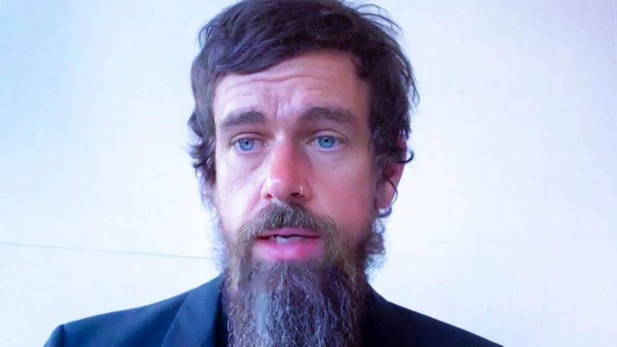 Twitter'ın yöneticisi Jack Dorsey istifa etti