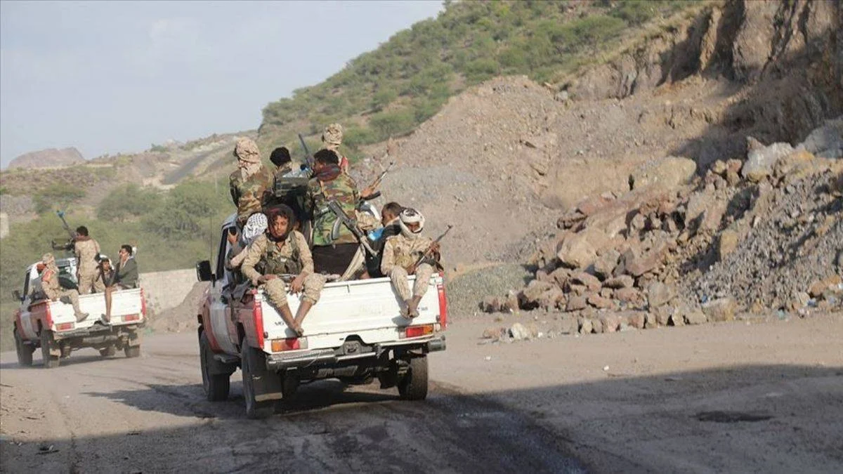 Yemen'deki Husiler Tuhayta kentini ele geçirdi