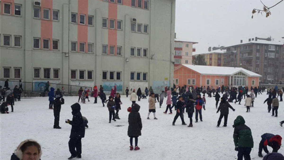20 Aralık Pazartesi okullar tatil mi? Kar tatili hangi şehirlerde uygulanacak?