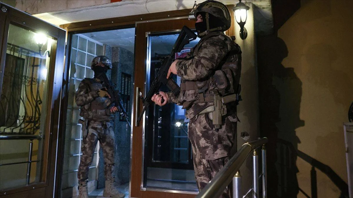 34 adrese uyuşturucu baskını: Çok sayıda gözaltı