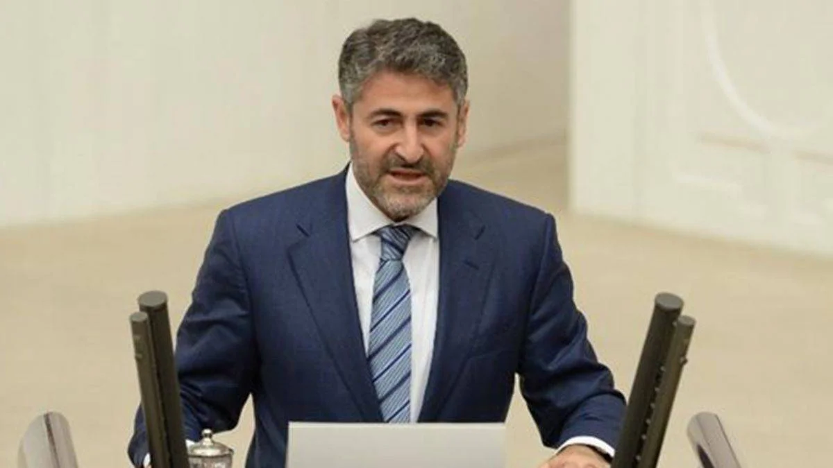 ''Açılın, Bakan Nebati'yi öveceğim birazcık''